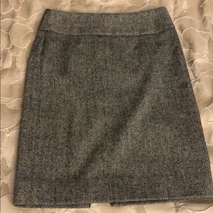 Banana Republic full zip back skirt size 0P!